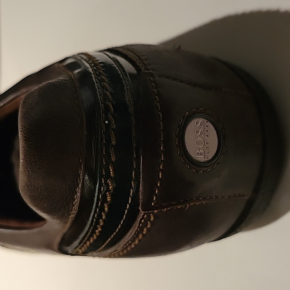 Hugo Boss - Picture 7 of 10